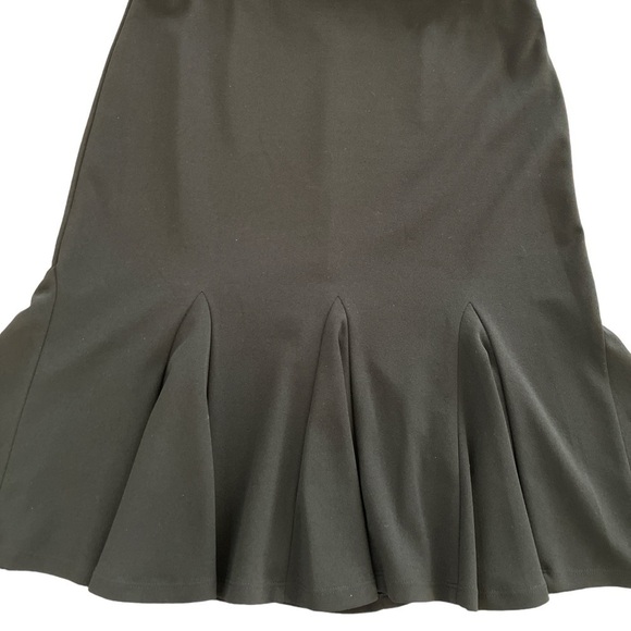 NYCC Women's Skirt Elastic Waist Small Ruffled Bottom - Picture 1 of 4